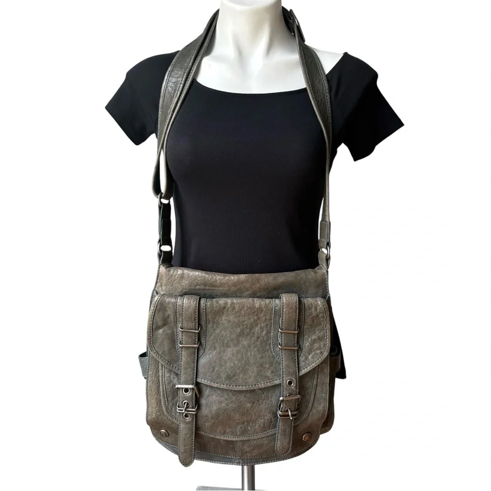 Men’s Rare Vintage Lockheart Leather Flap Closure Organizer Messenger Crossbody